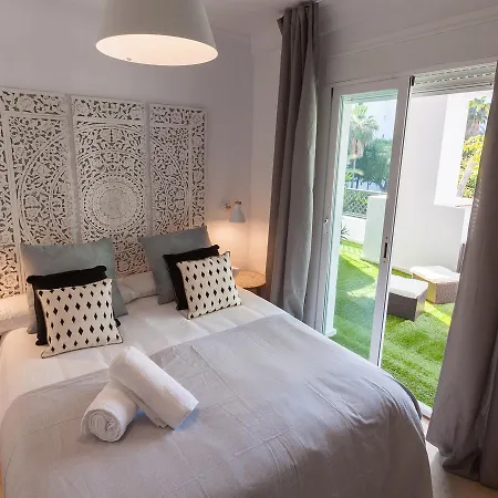 Vacation I Contemporary Apartment, Swimming-pool, 24-7 Security, A Minute From The Marina, The Sea And Luxury Shopping Апартаменты Марбелья