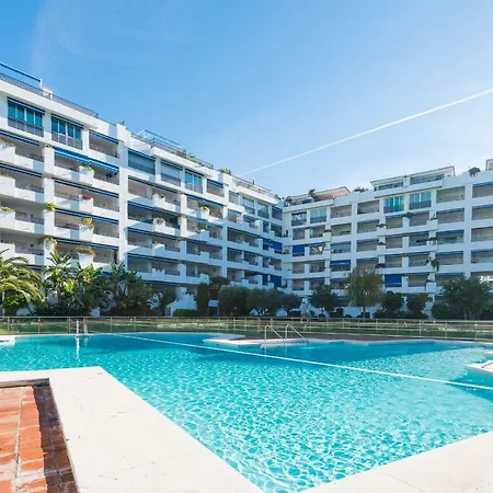 Vacation I Contemporary Apartment, Swimming-pool, 24-7 Security, A Minute From The Marina, The Sea And Luxury Shopping * Марбелья